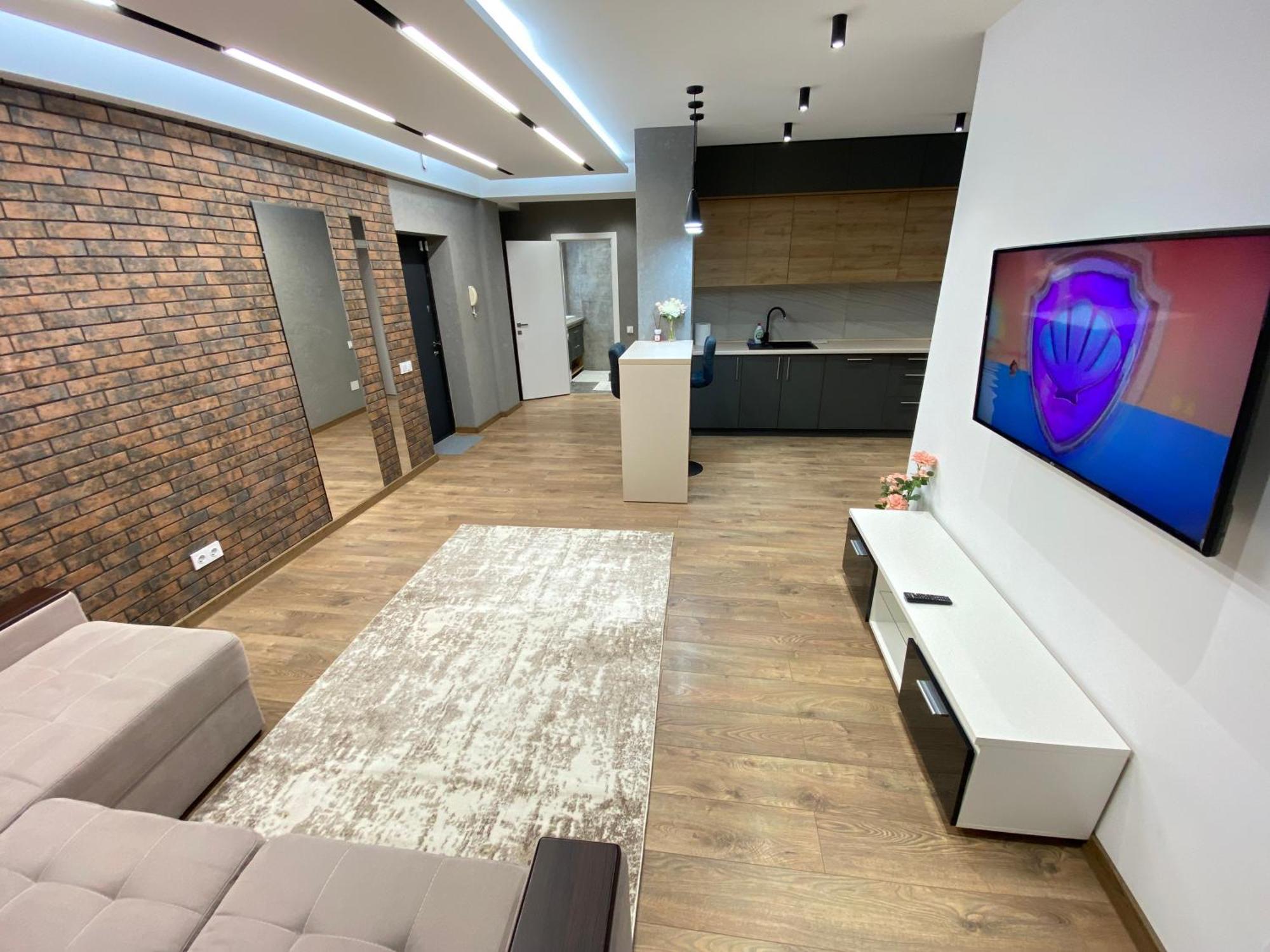 Rentnow Large And Cozy Apartment In The Center, Parking Chişinǎu Buitenkant foto