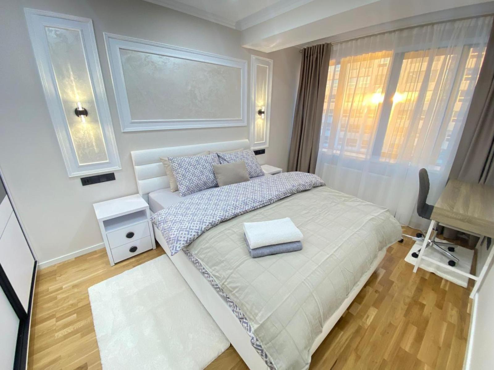 Rentnow Large And Cozy Apartment In The Center, Parking Chişinǎu Buitenkant foto