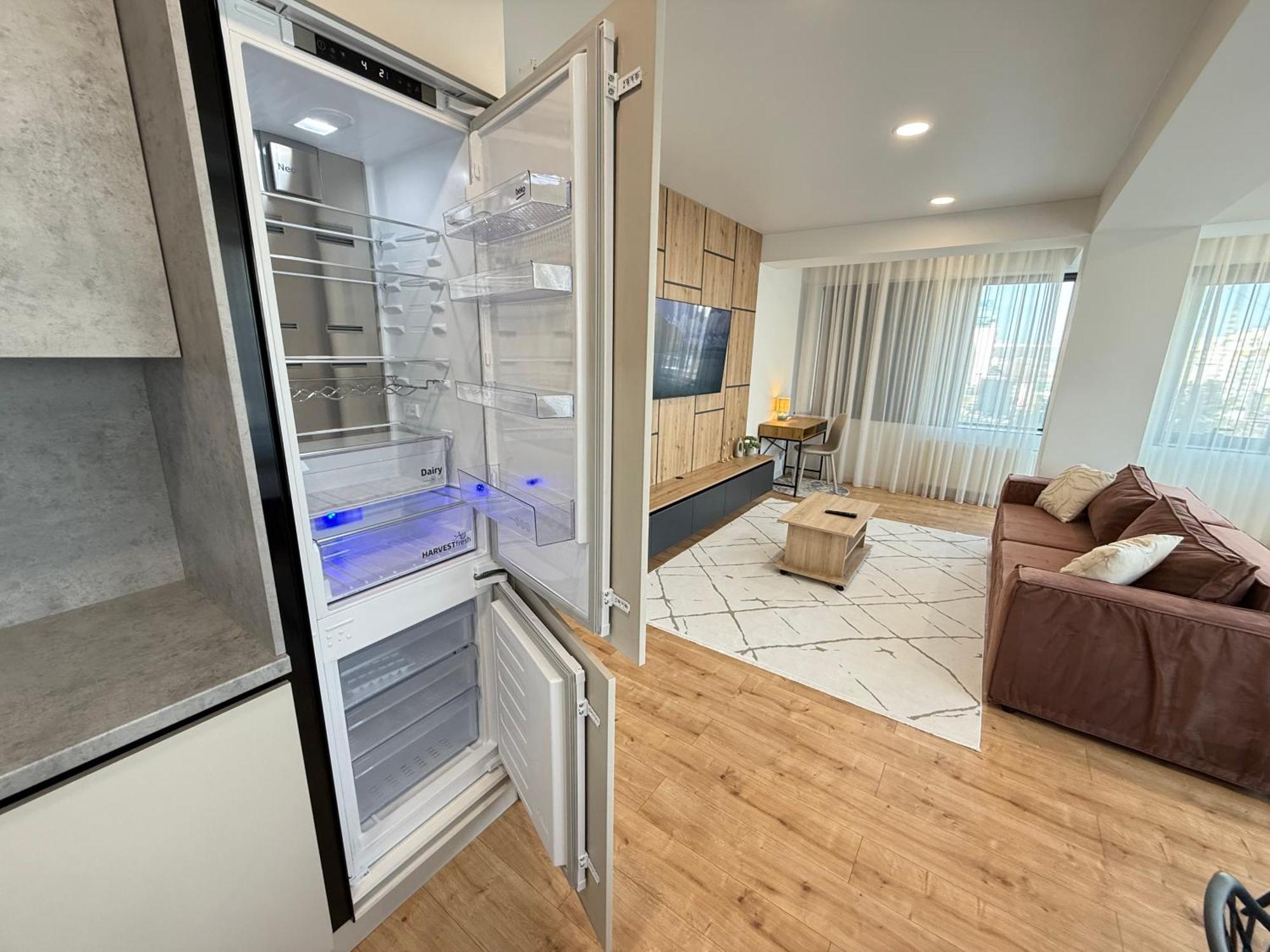 Rentnow Large And Cozy Apartment In The Center, Parking Chişinǎu Buitenkant foto