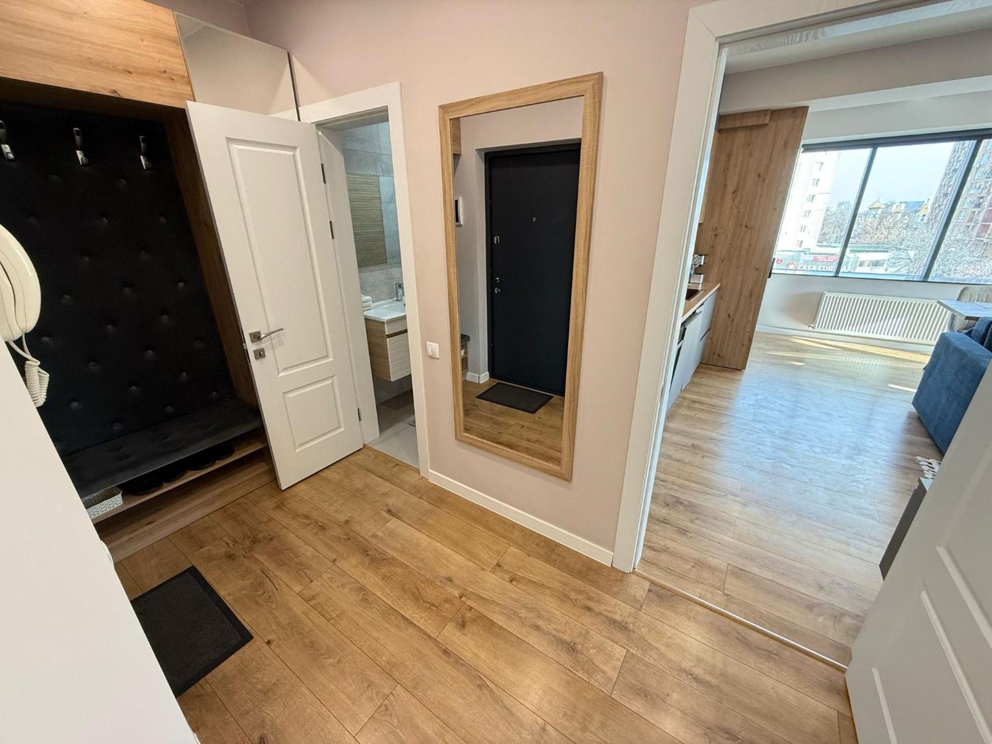 Rentnow Large And Cozy Apartment In The Center, Parking Chişinǎu Buitenkant foto
